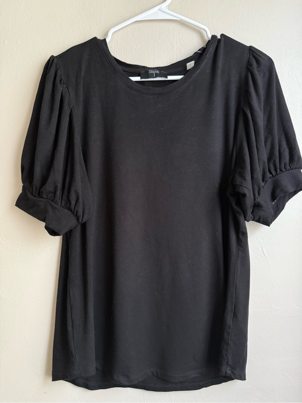 Tahari Puff Sleeve Knit Top – Black – LG